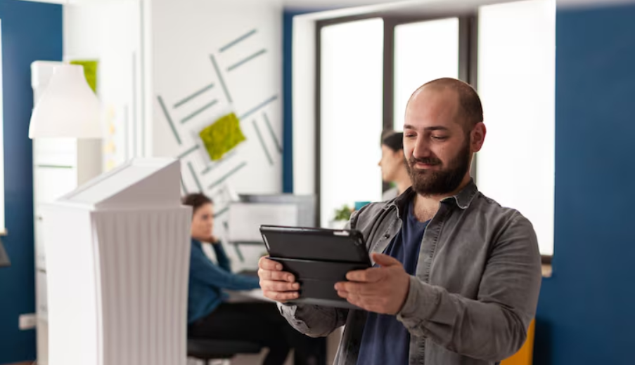 How Real Estate Agent Software Can Improve Property Management and Daily Workflows