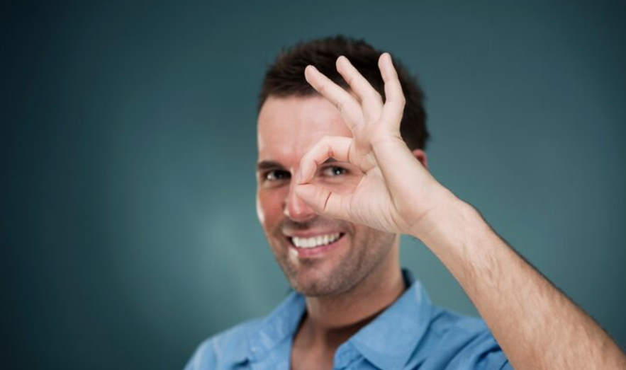 What Makes Someone a Suitable Candidate for Laser Eye Surgery in Melbourne?